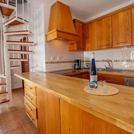 シャレー Iris カジャオ・サルバヘ