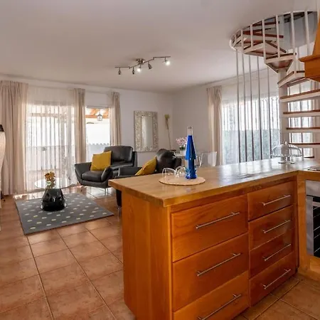 Villa Iris